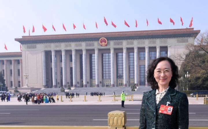 兩會(huì)話(huà)秸稈 趙立欣代表：應(yīng)大力推進(jìn)秸稈高值化利用