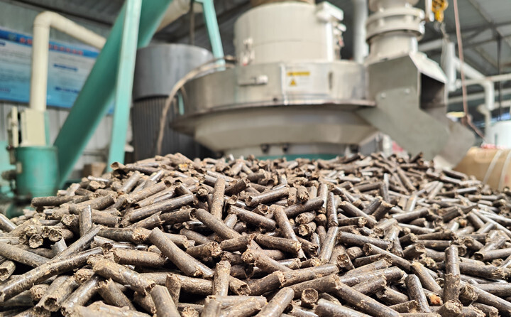 秸稈/園林廢料難處理？用秸稈顆粒機，變廢為寶